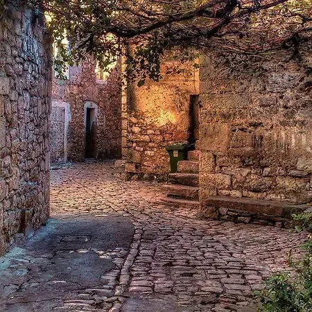 Ena Terasa&parking Apartment *